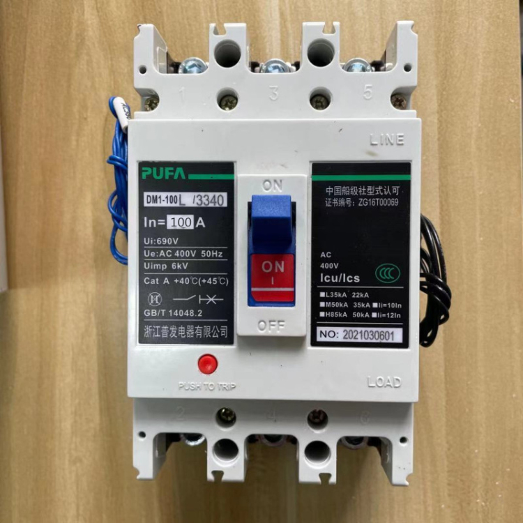 General Electric Appliances Communication ship circuit breakerDM1-100L/3340 100A 160A 200A 400A630A