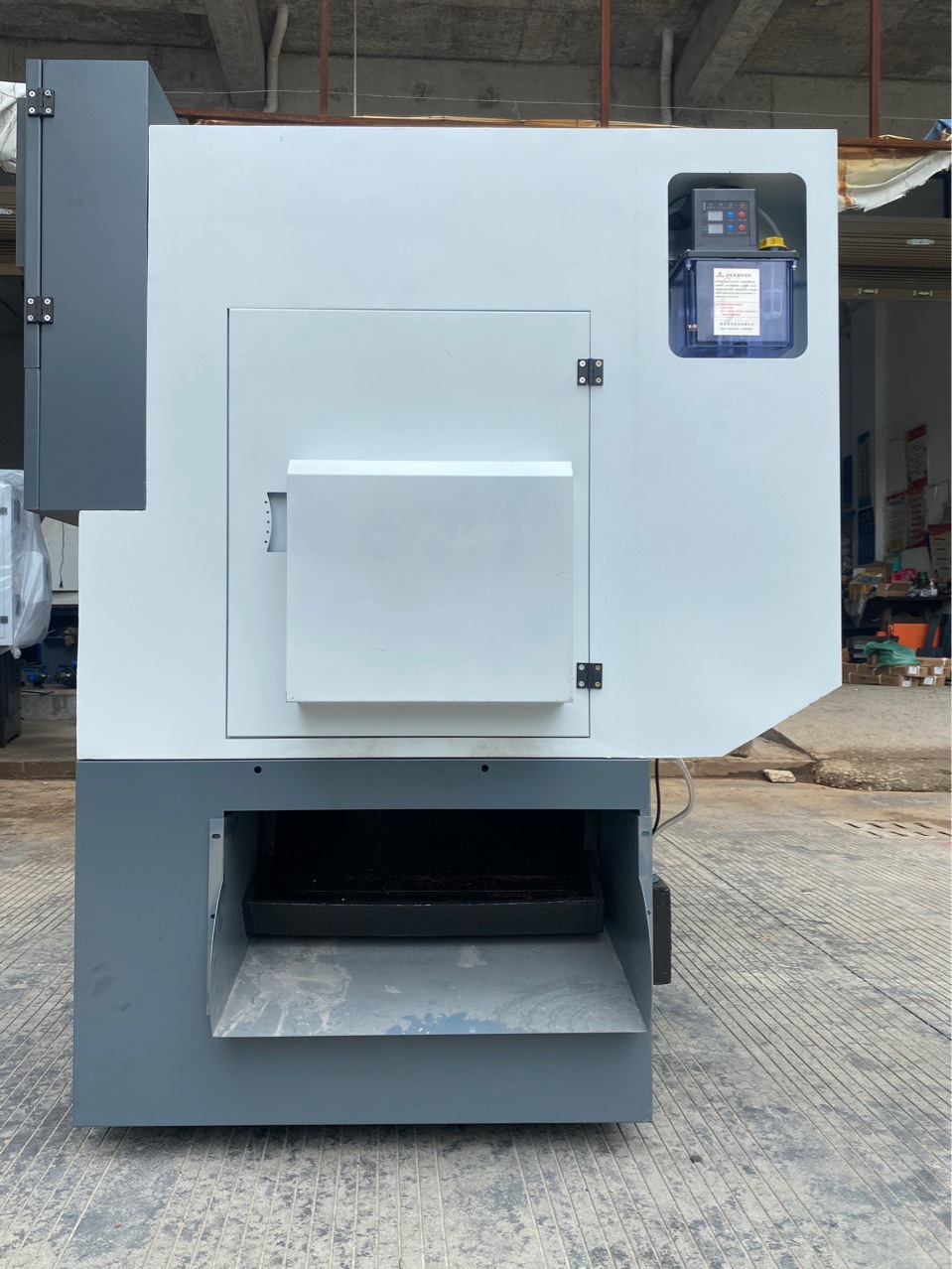 Fully automated CNC machine tool