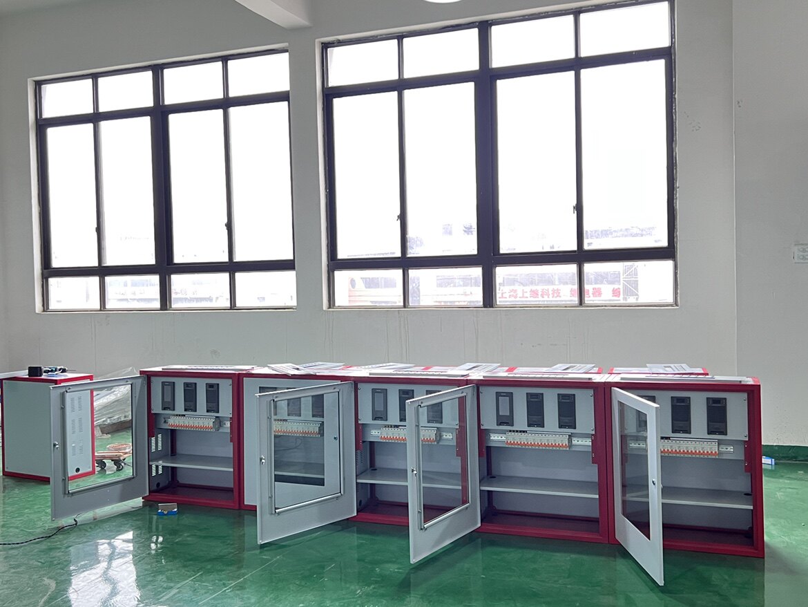Wanzheng Power Wall Mounted DC Screen power cabinet12-40Ah 220V 110V Customized intelligent power supply screen
